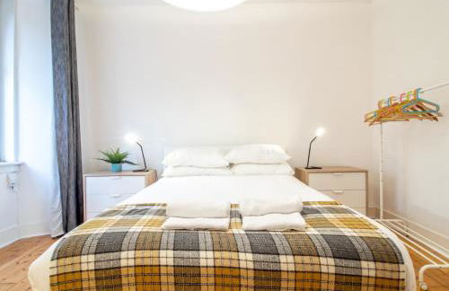 Stylish & Charming Retreat for 2- City Centre! - Pass the Keys - Foto 8