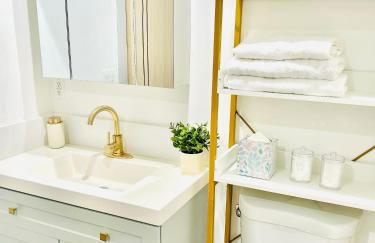 Newly Built Stylish Modern 2B In LA - Foto 19