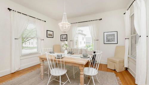 Family Haven with Hot Tub-Near Downtown Indy - Foto 5