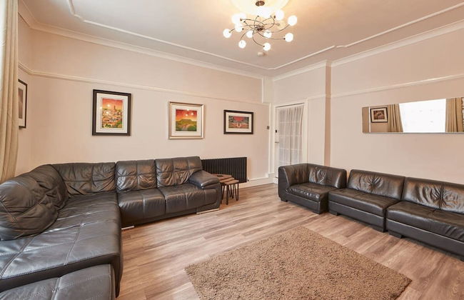 Host Stay Rosedale House - Photo 10