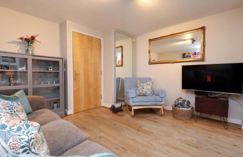 Cosy Bristol Townhouse - Free Parking - Sleeps 6 - By EKLIVING PARTNERS - Foto 43