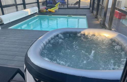 L'Aurore Love Room de prestige jacuzzi sauna piscine chauffée cuisine - Foto 47