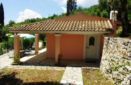 Kerasia Villas - 4 apartments & cottage - Photo 10