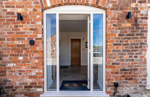 Fairvale House - Photo 9