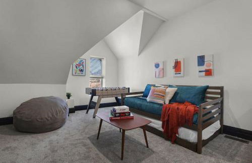 Jefferson Avenue- Large St Louis Home Game Room & Walkable Location - Photo 6