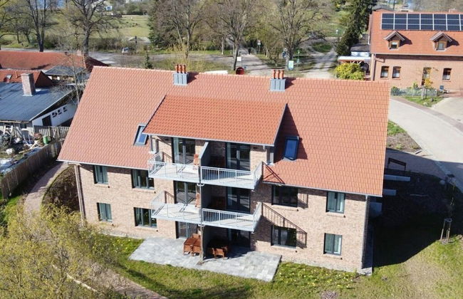 Large Haussee Modern Retreat - Foto 1