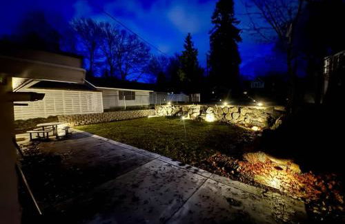 Flying Colors Cottage Walk to Downtown - Foto 55