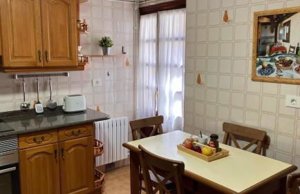 Duplex 122m2, 4 dormitorios, 2 baños completos, Wifi 1GB - Foto 18