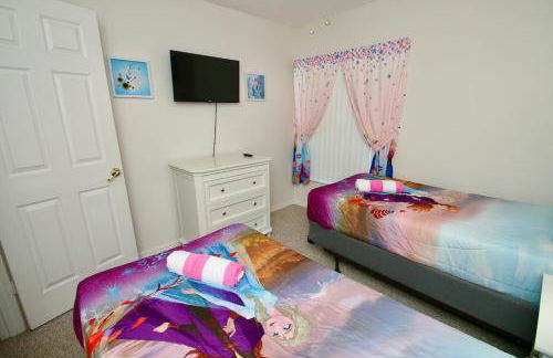 Family Escape Close to parks - Foto 7