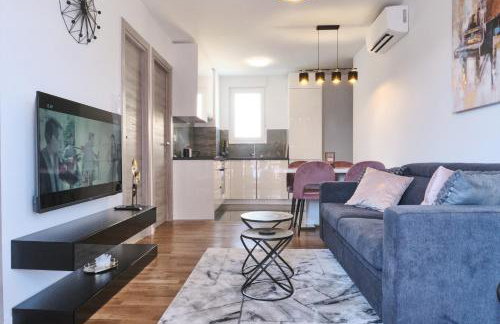 Apartment Nevera - Photo 3