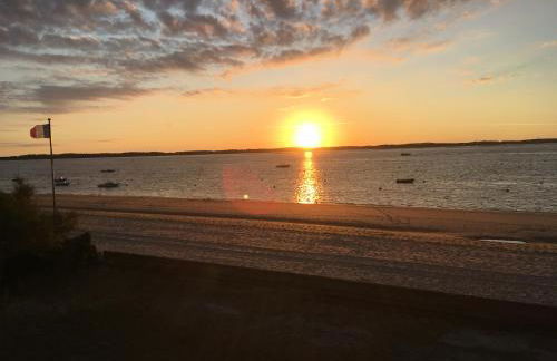 Appartement ARCACHON Perreire Premiere ligne les pieds dans l eau vue magnifique sur le bassin - Foto 31