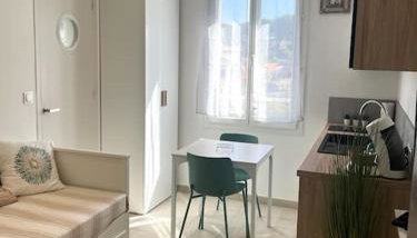 Studio Le Calypso les pieds dans l'eau 10 m mer - Foto 2