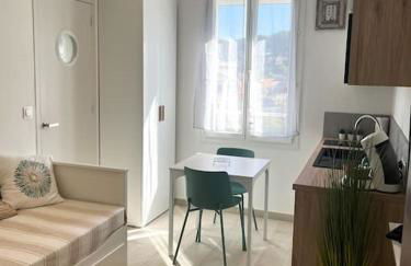 Studio Le Calypso les pieds dans l'eau 10 m mer - Foto 2