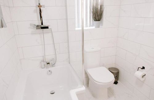 Apsley Way, 5 bed 4 bathroom house - Foto 26