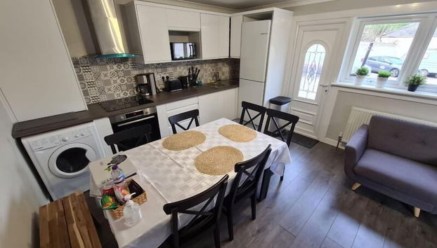 First Holyrood House - Foto 3, Habitación