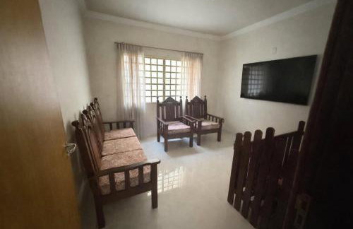 Casa espaçosa 10min do MotoGP Autódromo e BR-153 - Foto 14