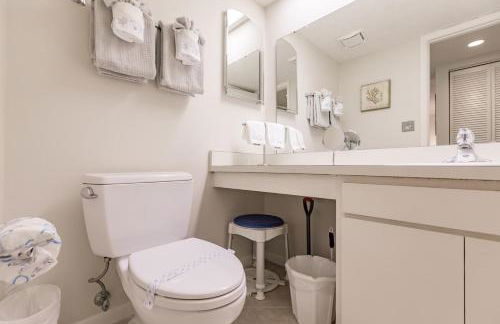 1128 PL Escape to this Pondside Paradise - Foto 17