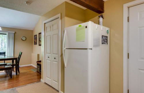 Bartlett Townhome with Balcony 1 Mi to Ski Resort! - Photo 10