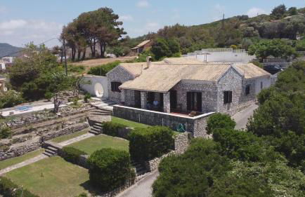 Villa Quietude - Exceptional Corfu Escape with Private Sunset Pool - Foto 2