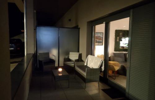 Roomy studio near town and ski lift, free WiFi and parking - Foto 6