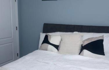 Large 4-Bedroom Entire Home with Two Living Rooms - Foto 19