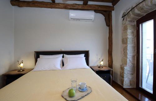 Matzanas House - Photo 9