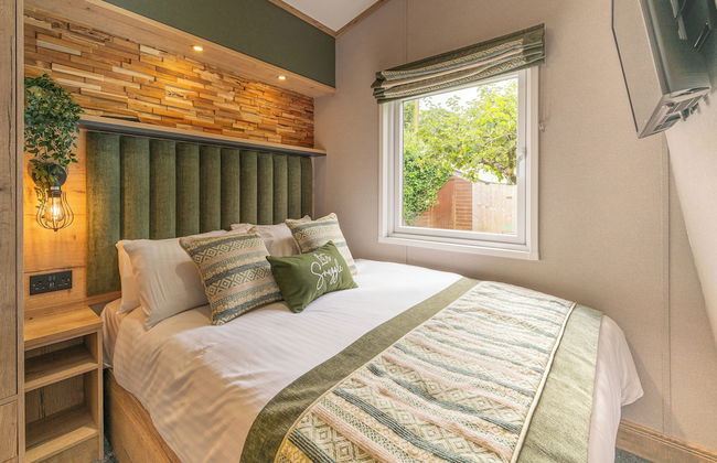 Cofton Holidays - Photo 17