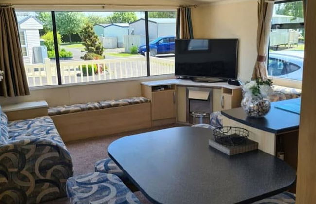 Sunny Chalet Retreat in Skegness - Foto 8