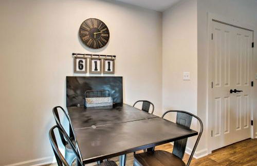 Walk to Main Street Eats Remodeled Saluda Apt - Foto 12