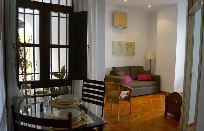 Apartamentos Los Patios de la Judería - Photo 69