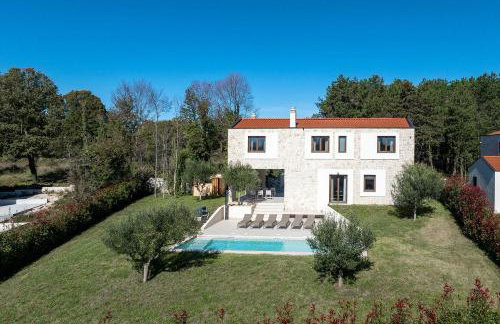 Besonderes Steinhaus mit Privatpool, Panoramablick, Garten, Grill, Waschmaschine - Foto 36