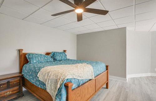 Lake Hartwell Getaway with Private Dock and Fire Pit! - Foto 26