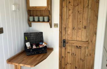 Fernlea Luxury Shepherds Hut & Hot Tub - Foto 10