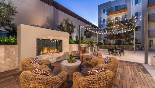 Flats at Cityline - Photo 5