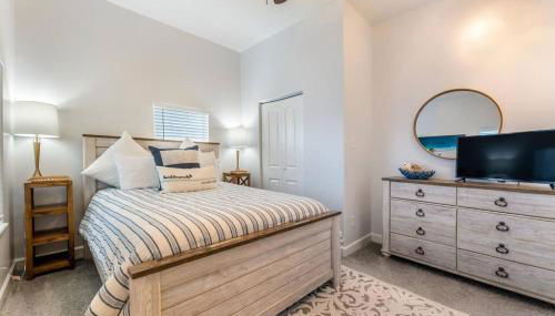 5/3 with a heated pool 2 min from beach, updated - Foto 5