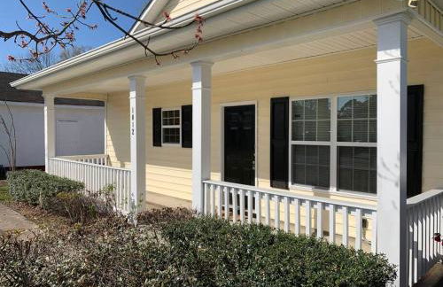 *Come home - 1 mile from Duke & Downtown Durham - Photo 24