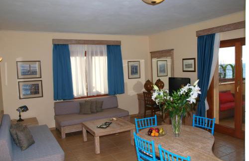 Mylos Hotel Apartments - Photo 42