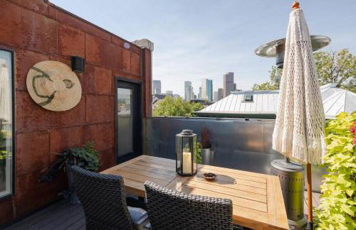 ChampaHouse- Easy access to Rino/Ballpark/Downtown - Foto 48