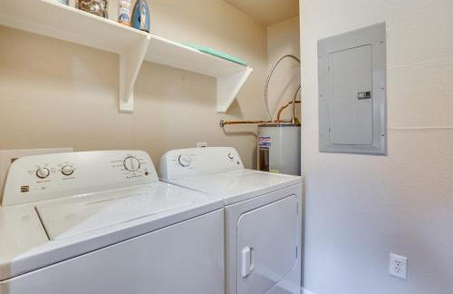 Less Than 1 Mi to Biltmore Fashion Park Condo with Pool! - Foto 26