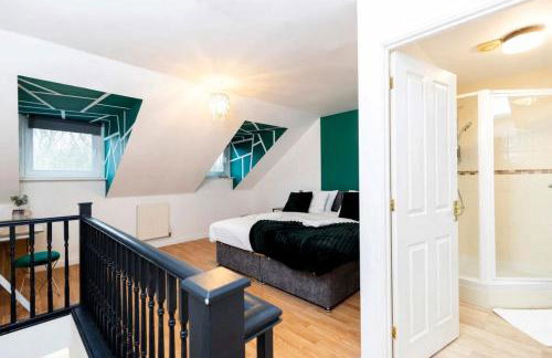 DiscountsContractorsWIFIFree ParkingSmart TV - Foto 3