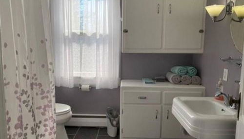 Spacious & Peaceful Home in the heart of Sheboygan - Foto 5, towels, Shower