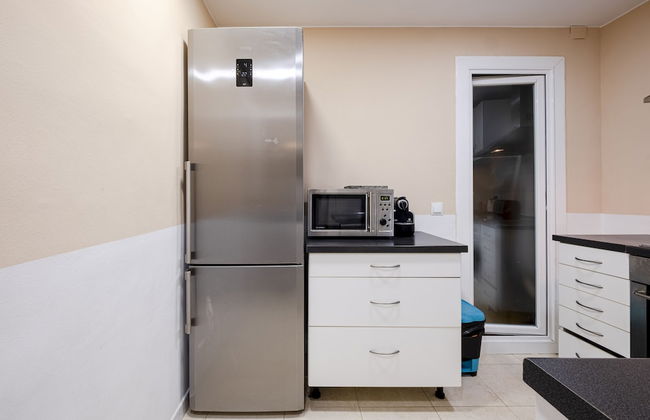 Comfortable 3BR Apartment Close to Placa Espana and Sants Station - Foto 14