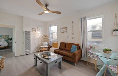 At Hermosa Ave and Pier ave- B - Foto 9