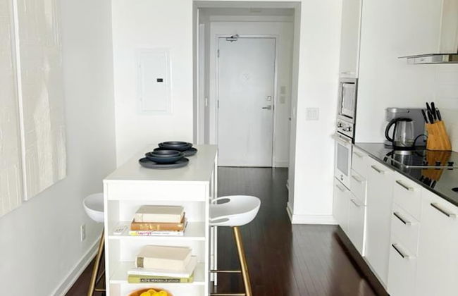 Maple Leaf Square - Photo 58