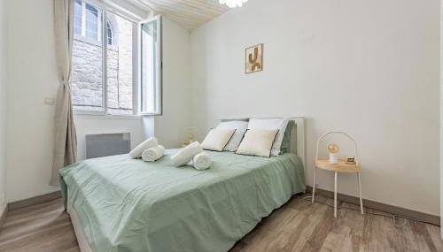 Quercy Blanc coeur de village parking facile - Foto 3, towels