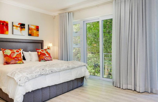 Stylish 2 Bedroom Apartment in Camps Bay Asilvertide - Foto 23