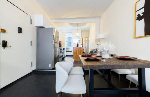 E10-1 Designer East Village Townhouse 1BR - Foto 15