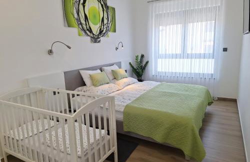 Villa Supernus with Heated Pool - Foto 35