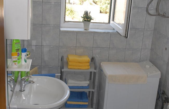 Holiday Home in Veli Rat Near Saharun - Foto 14