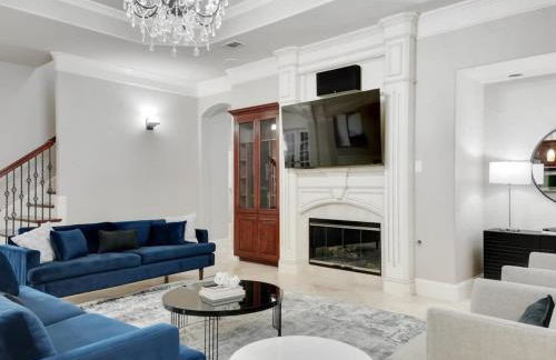 Luxury4000sqft Hot Tub Games Cinema FTWorth ATTST - Photo 8